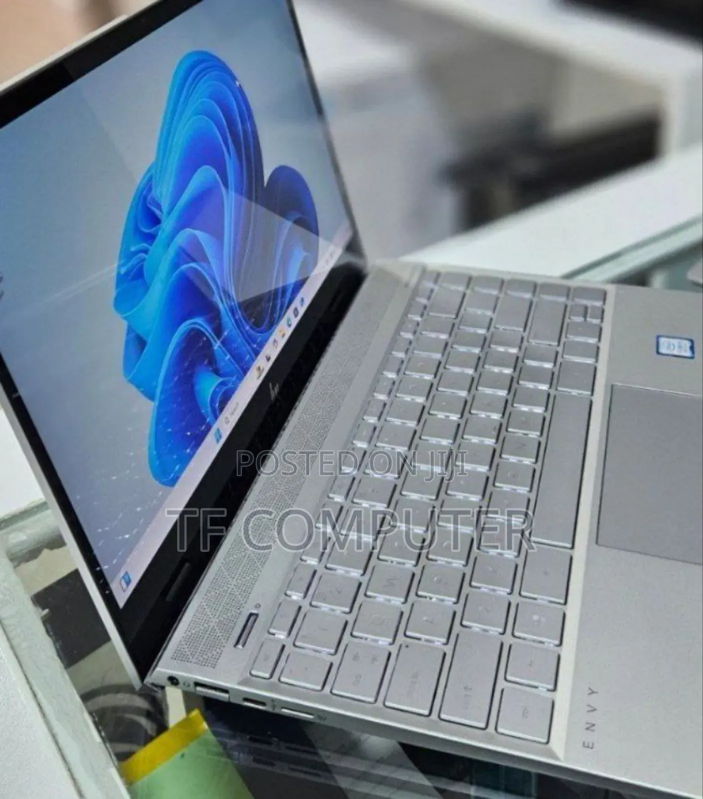 New Laptop HP Envy 13 8GB Intel Core I5 SSD 256GB