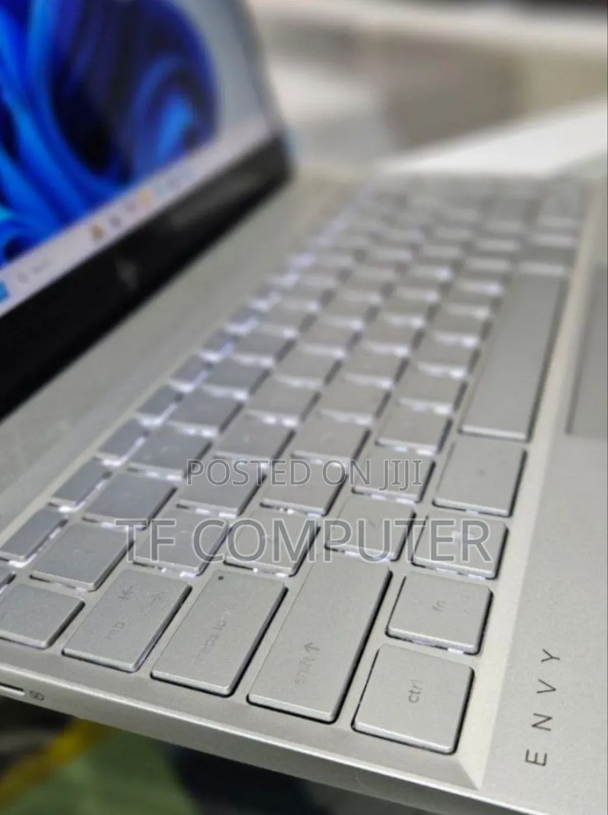 New Laptop HP Envy 13 8GB Intel Core I5 SSD 256GB