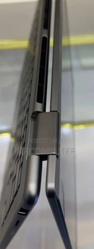 New Laptop Lenovo Yoga 7i 16GB Intel Core Ultra 7 SSD 1T