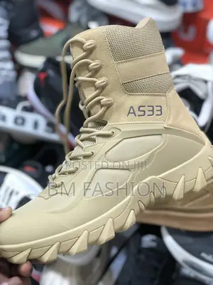 Photo - A533 Creamy Boots