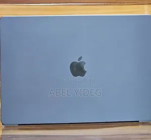 Photo - New Laptop Apple MacBook Pro 16GB Apple M3 Pro SSD 512GB