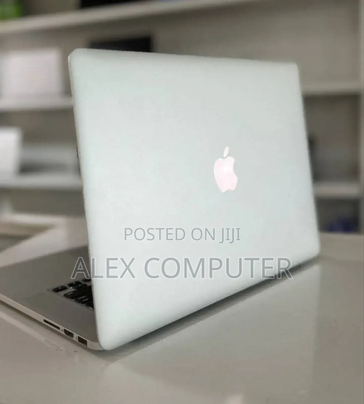 New Laptop Apple MacBook Pro 2015 16GB Intel Core I7 SSD 256GB