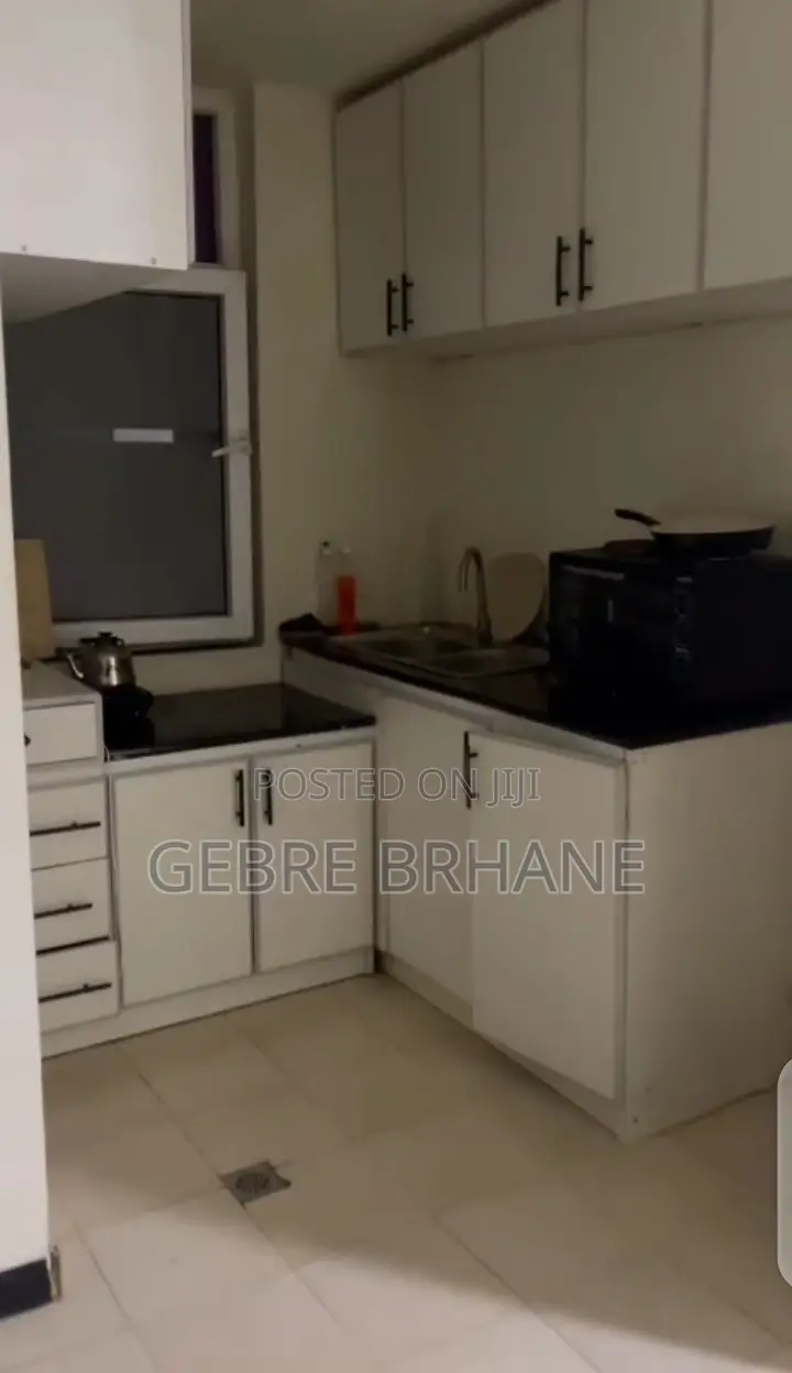 3bdrm Apartment in Apartment, Yeka for rent