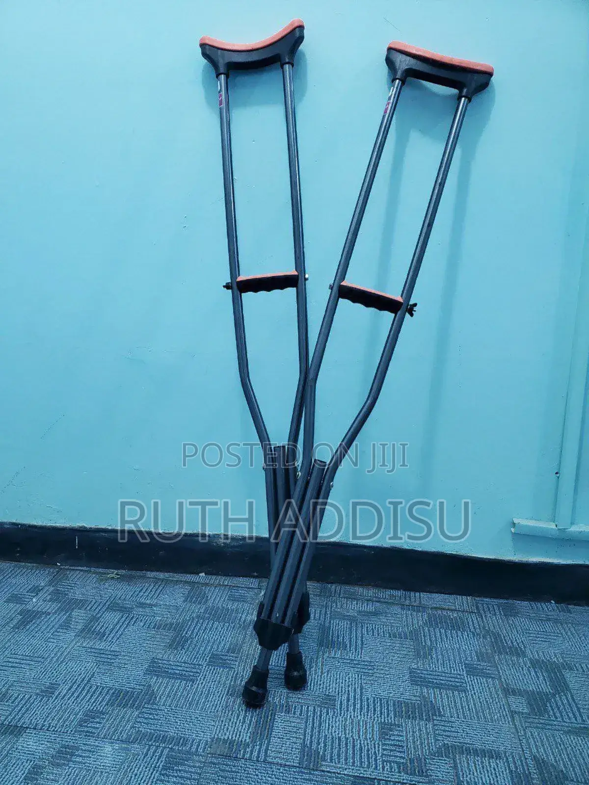 Crutches33crutches31crutches79crutches21crutches77crutches