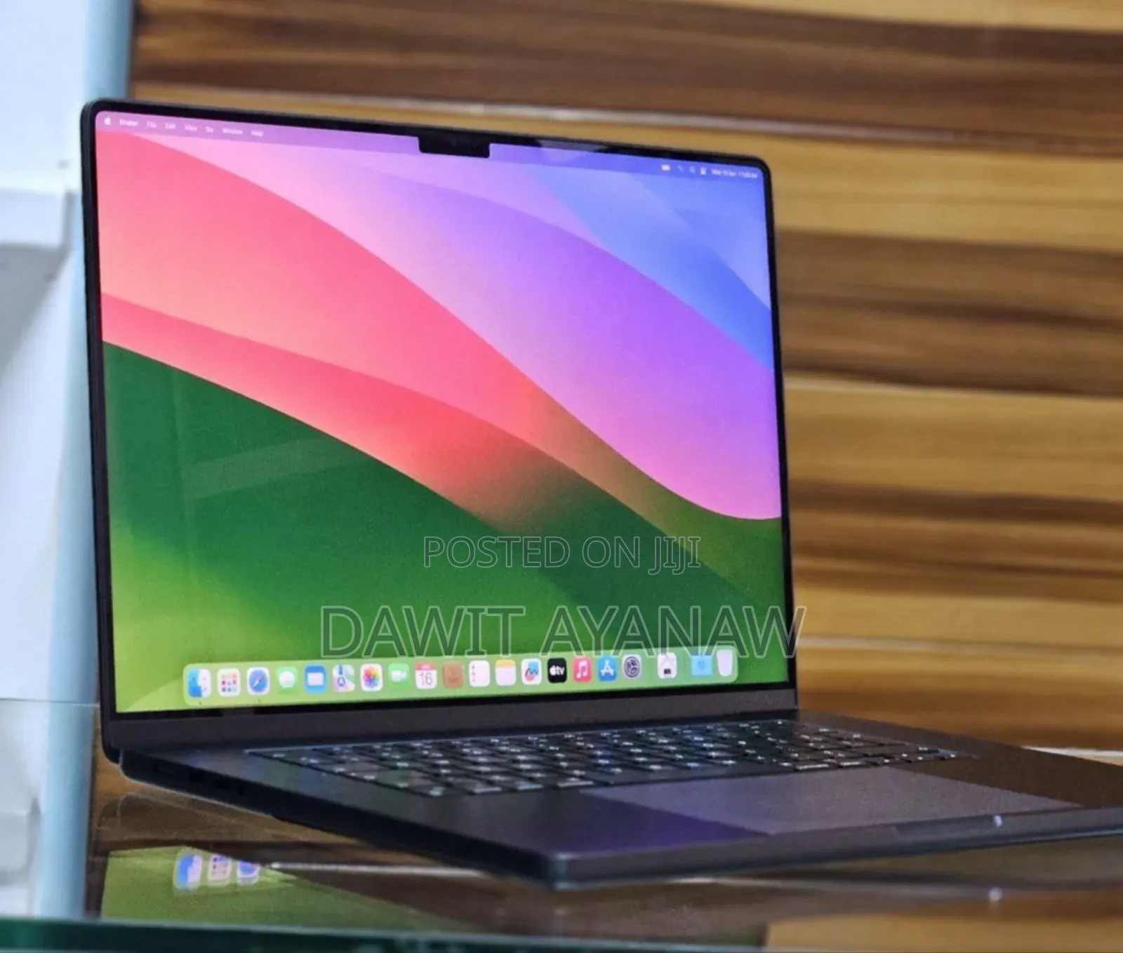 New Apple MacBook Pro 2023 M3 14-Inch 18GB Apple M3 Pro SSD 512GB