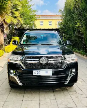 Toyota Land Cruiser 2014 Gray