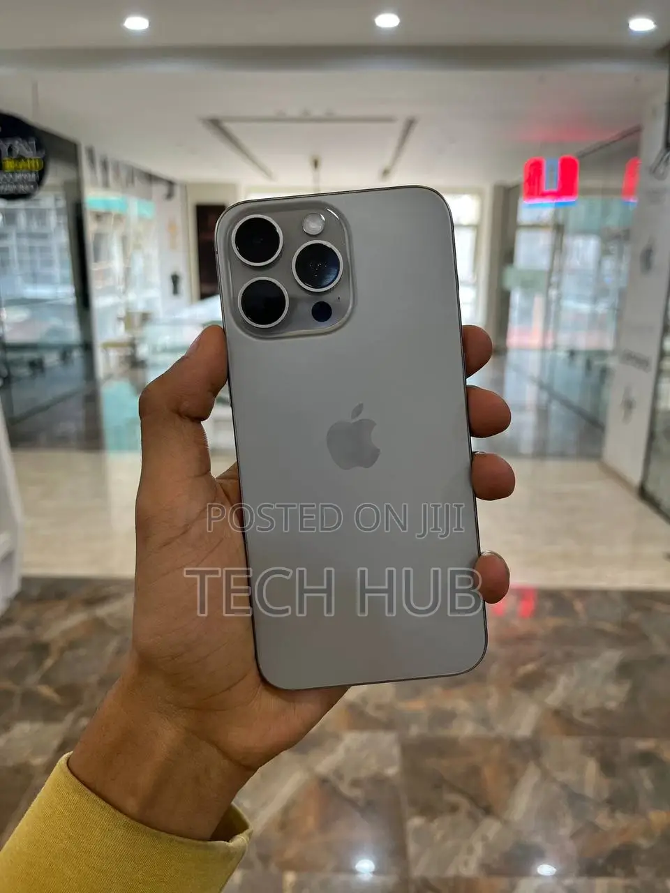 Apple iPhone 15 Pro Max 256 GB