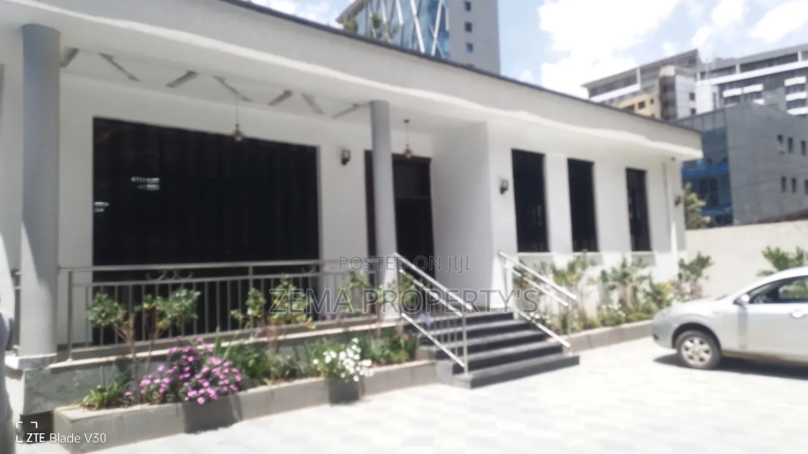 3bdrm Villa in Zema, Bole for rent