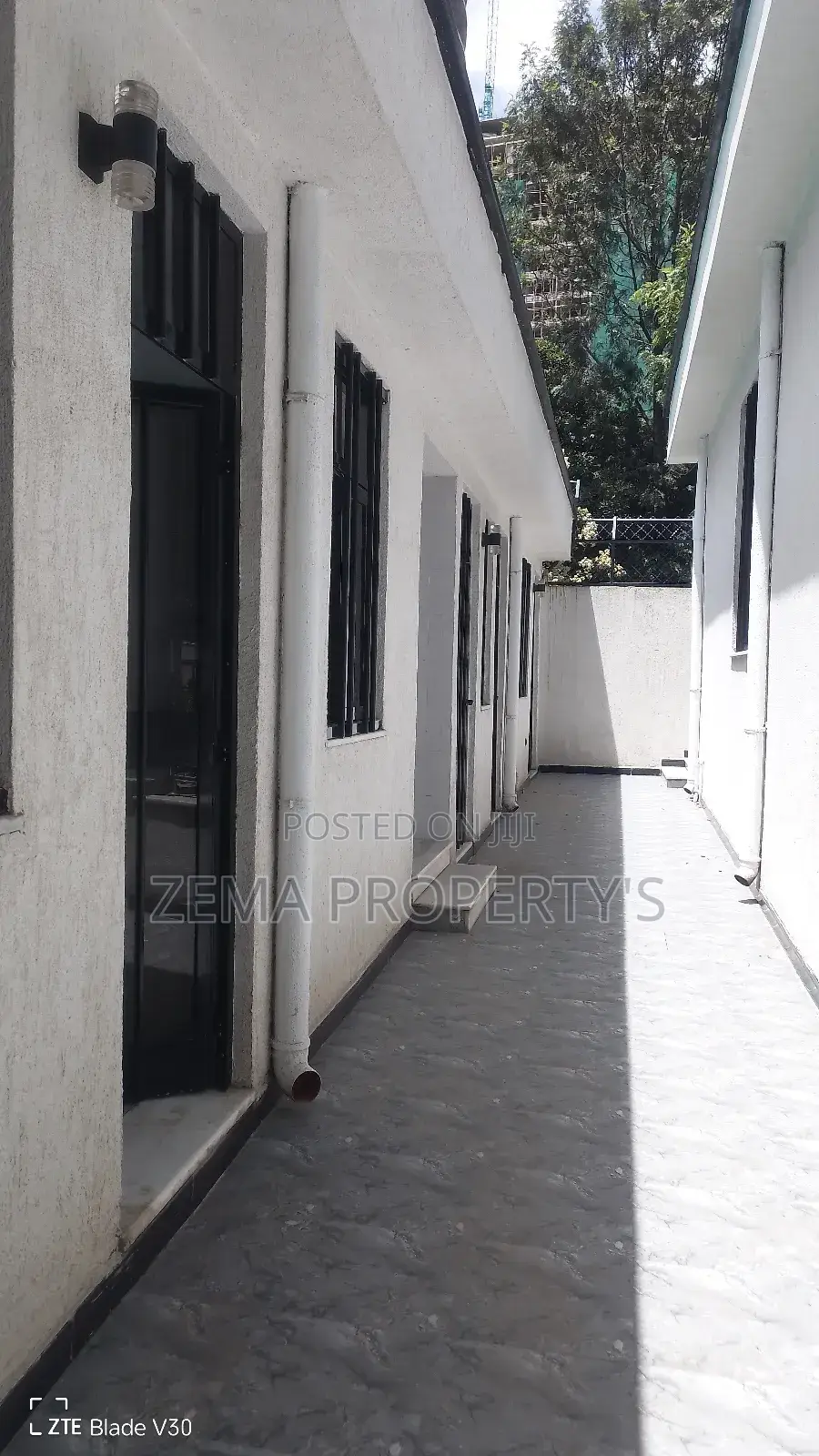 3bdrm Villa in Zema, Bole for rent