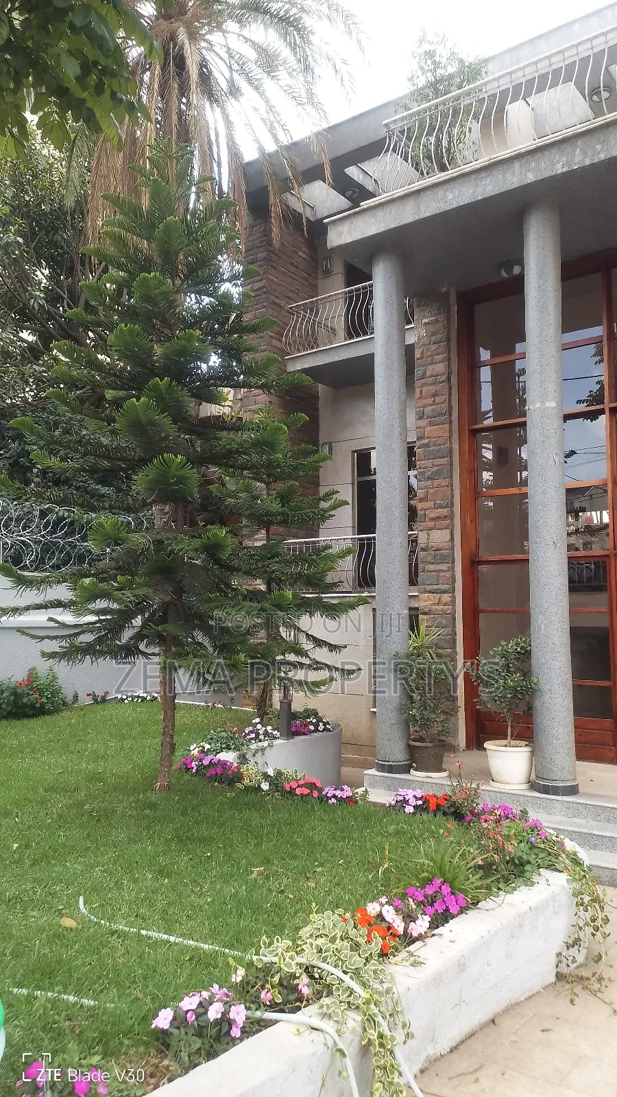 6bdrm House in Bole for rent