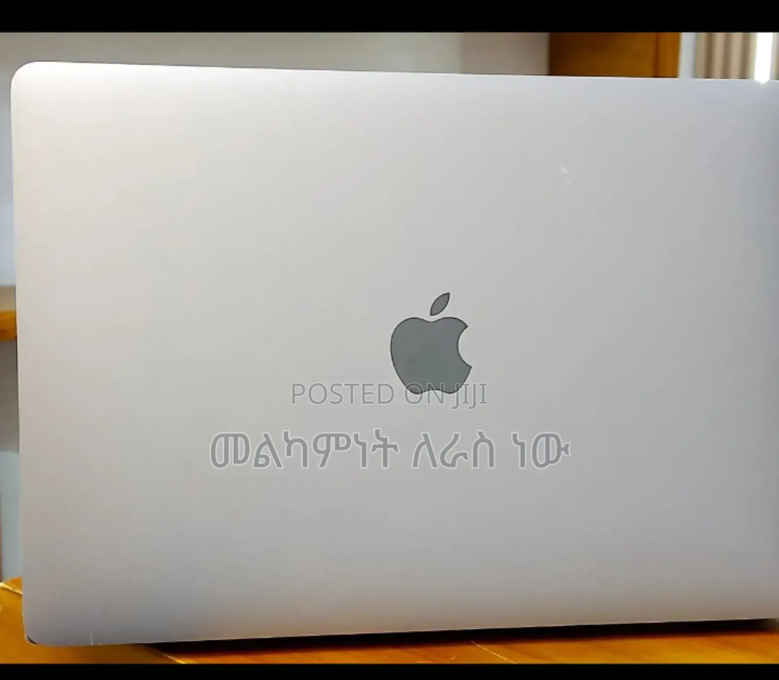 New Laptop Apple MacBook Pro 2022 M2 8GB Apple M2 SSD 256GB