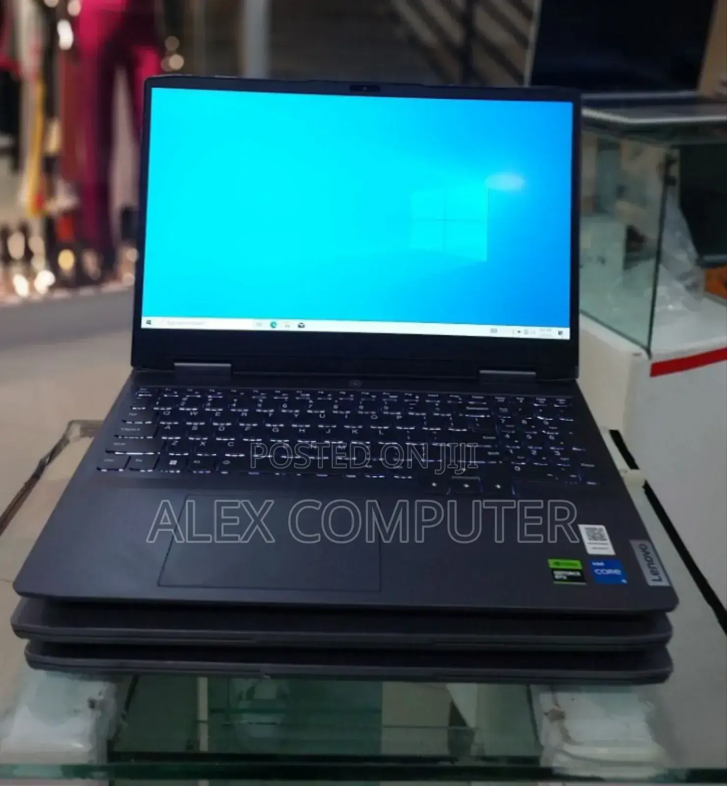 New Laptop Lenovo LOQ 15ARP9 16GB Intel Core I5 SSD 512GB