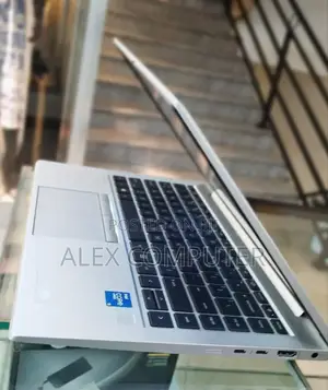 New Laptop HP EliteBook 840 G8 16GB Intel Core I5 SSD 512GB