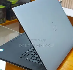 Photo - New Laptop Dell XPS 15 16GB Intel Core I7 SSD 512GB
