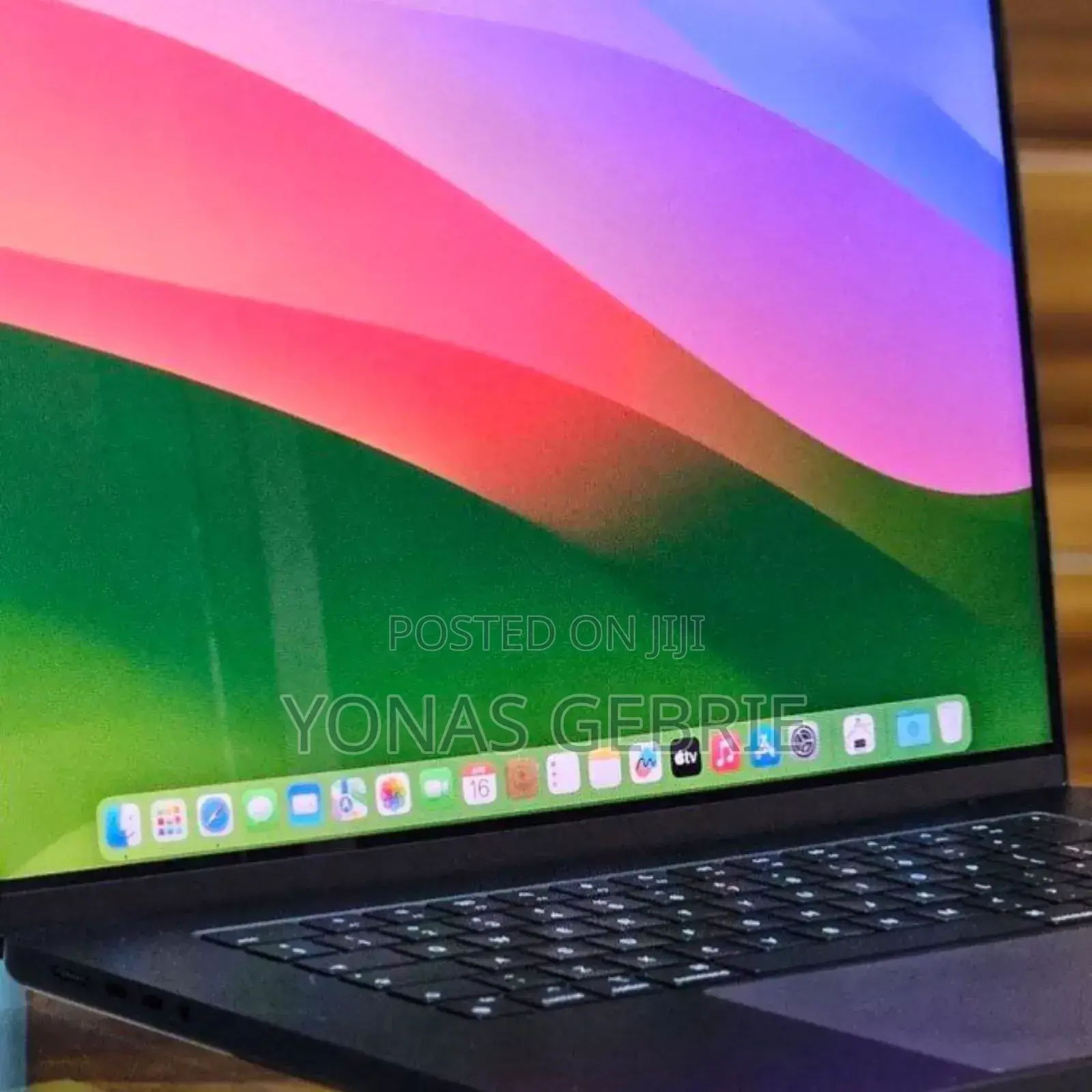 New Apple MacBook Pro 2023 M3 Pro 16-Inch 18GB Apple M3 SSD 512GB