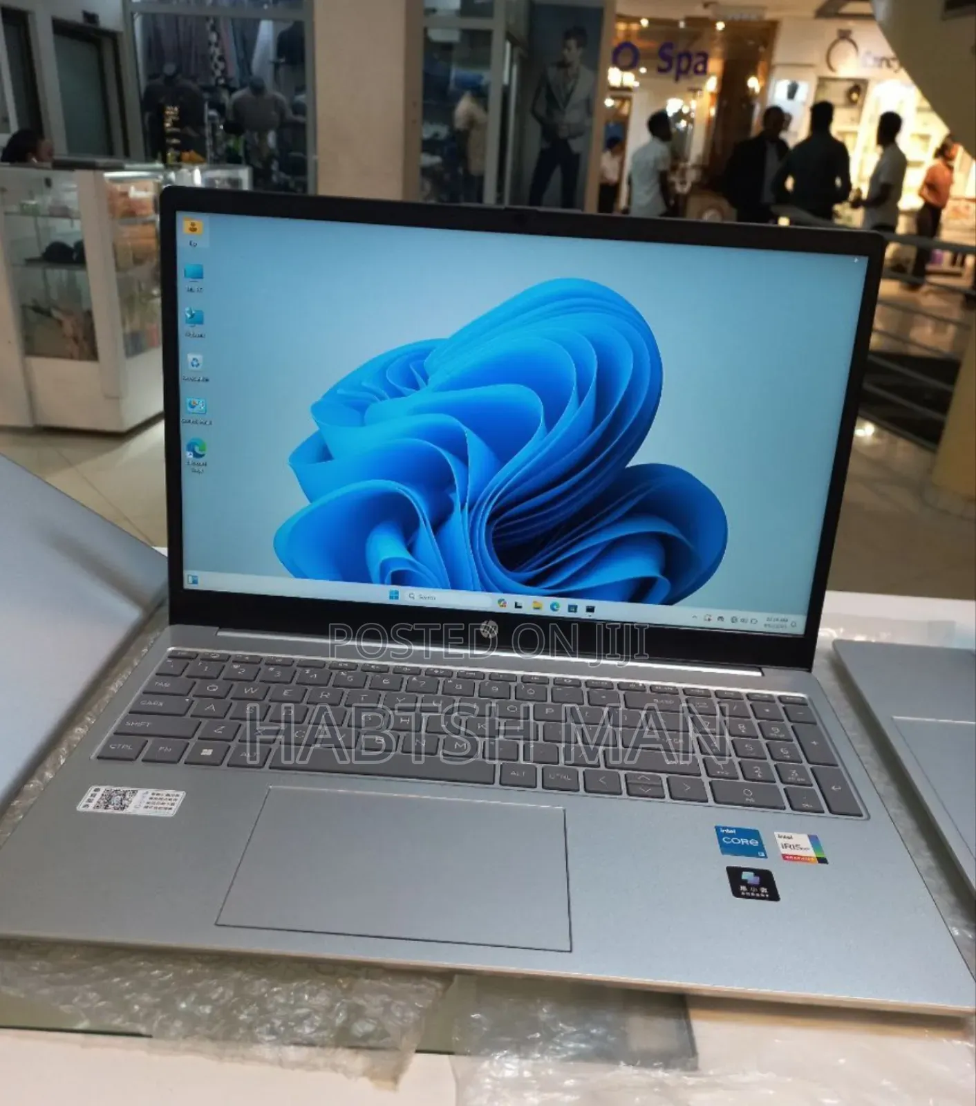 New Laptop HP Stream Notebook 16GB Intel Core I7 SSD 512GB