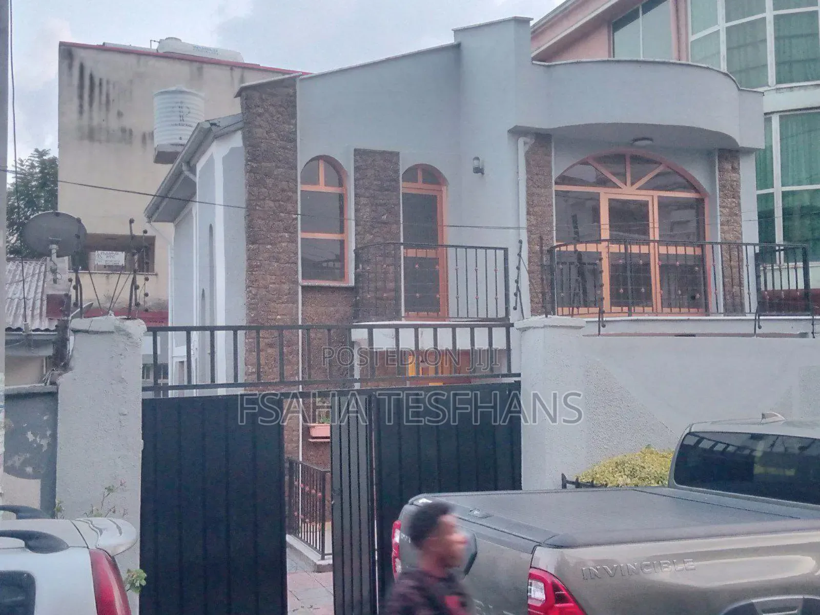 Furnished 5bdrm House in House G+2, Bole for rent