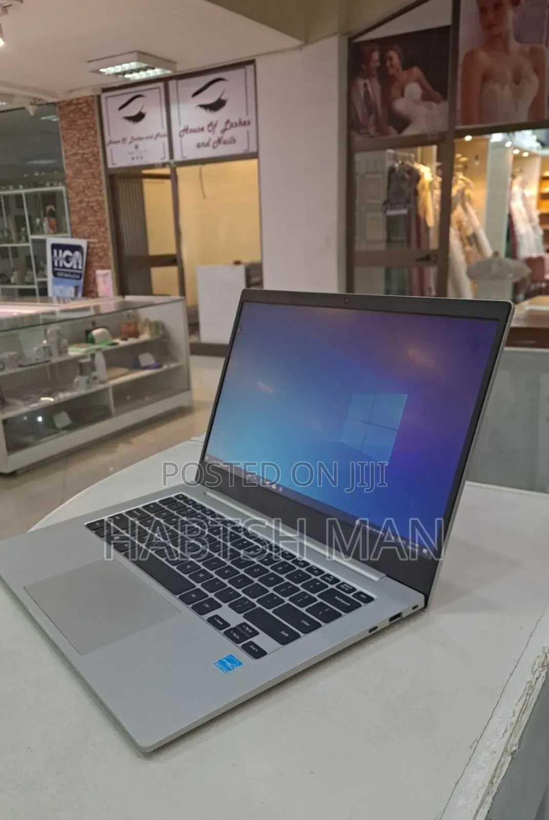 New Laptop Samsung Galaxy Book 2 4GB Intel Pentium SSD 128GB