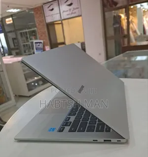 New Laptop Samsung Galaxy Book 2 4GB Intel Pentium SSD 128GB