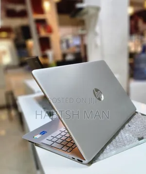 New Laptop HP Stream Notebook 8GB Intel Core I5 SSD 512GB