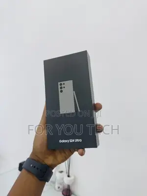 Photo - New Samsung Galaxy S24 Ultra 256 GB Gray