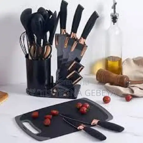 20-Piece Stainless Steel Cutlery Set Elegant, Durable