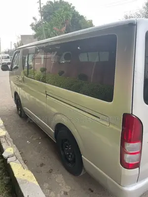 Toyota HiAce 2007 Silver