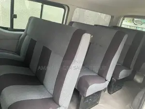 Toyota HiAce 2007 Silver