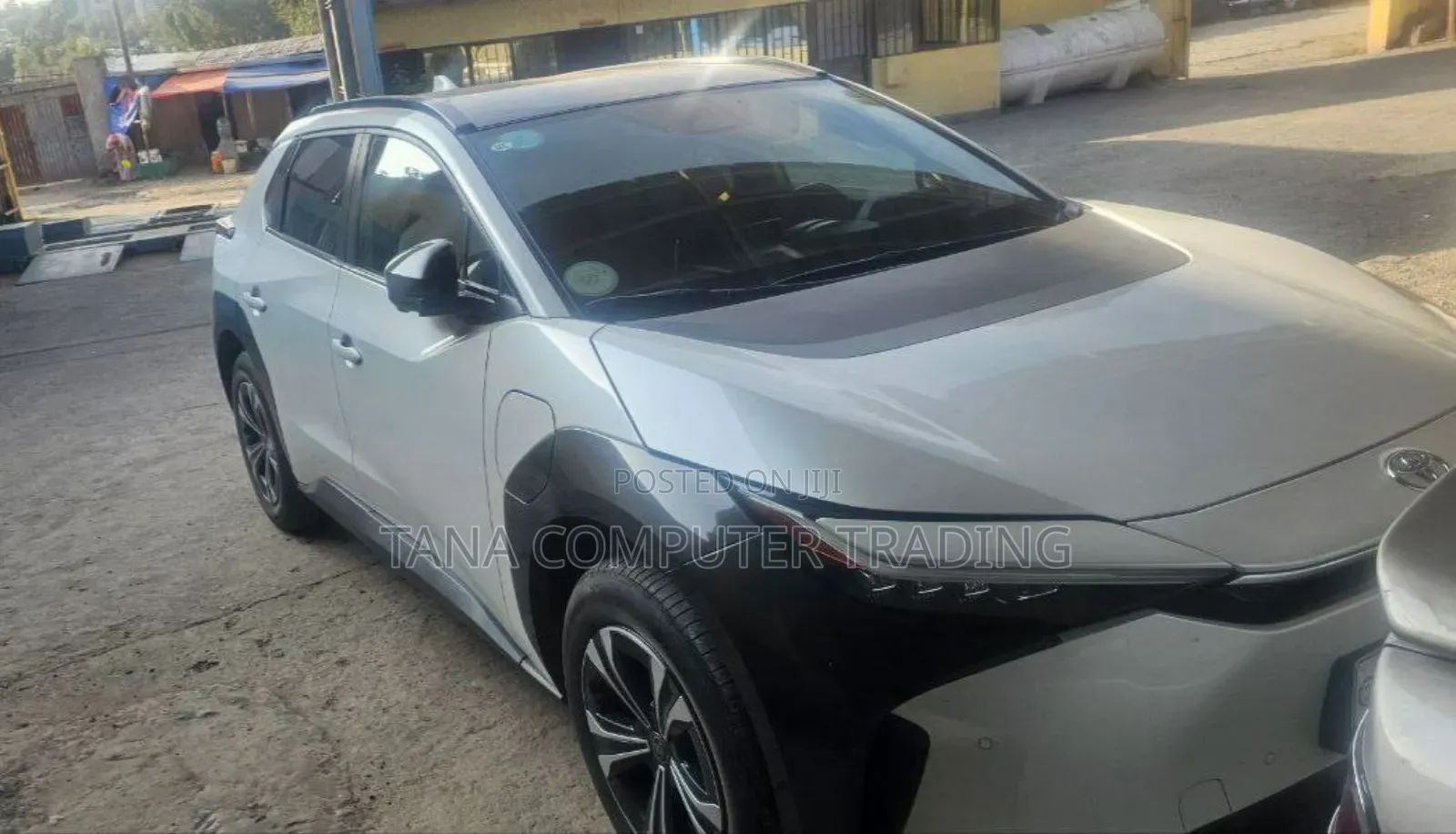 Toyota bZ4X 2023 White