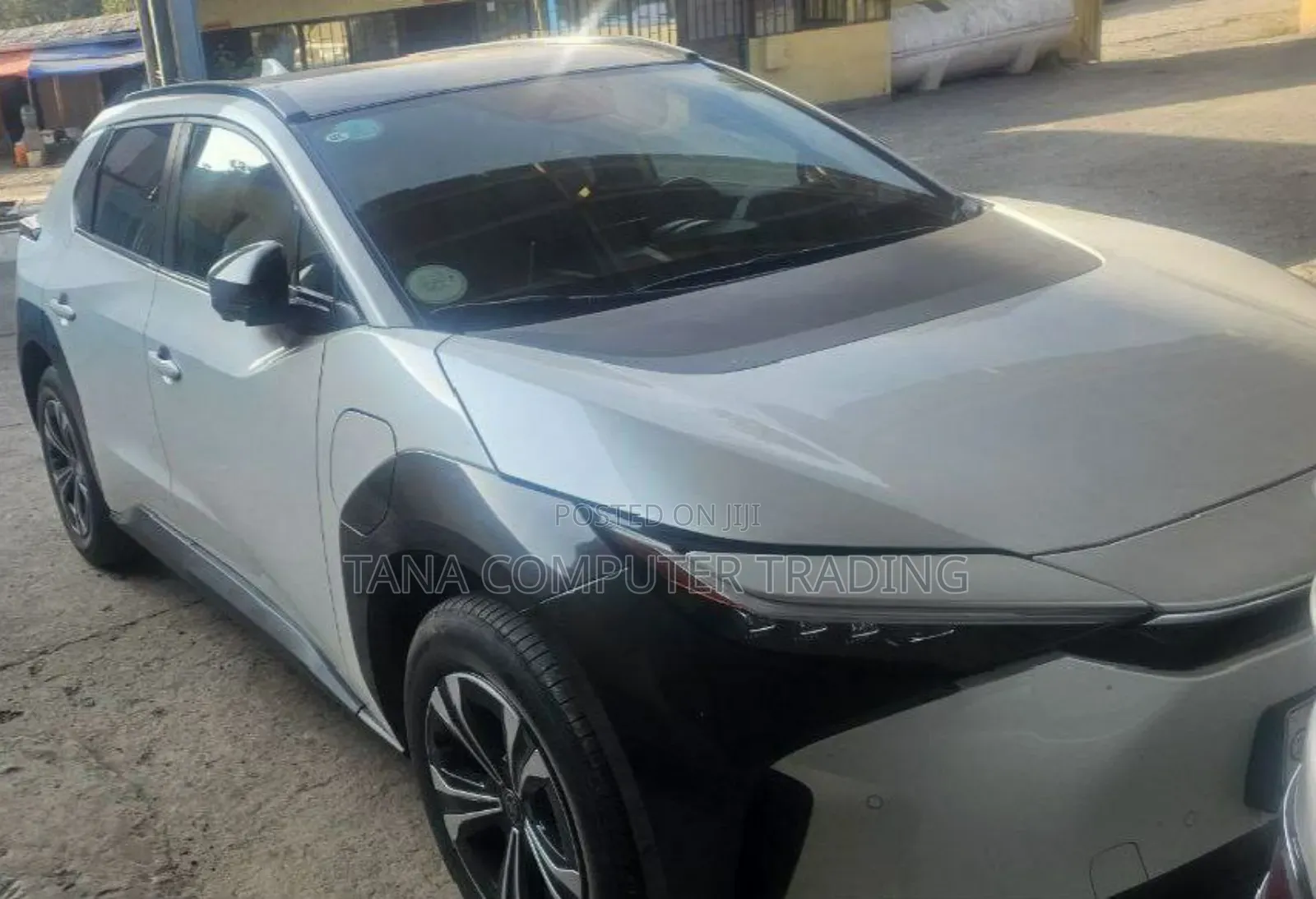 Toyota bZ4X 2023 White