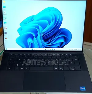 Photo - New Laptop Dell XPS 15 16GB Intel Core I7 SSD 1T