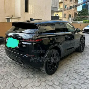 Land Rover Range Rover Velar 2022 Black