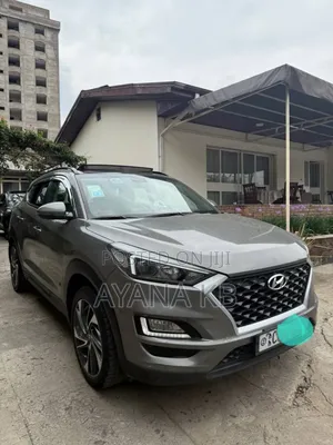 Photo - Hyundai Tucson 2018 Gray