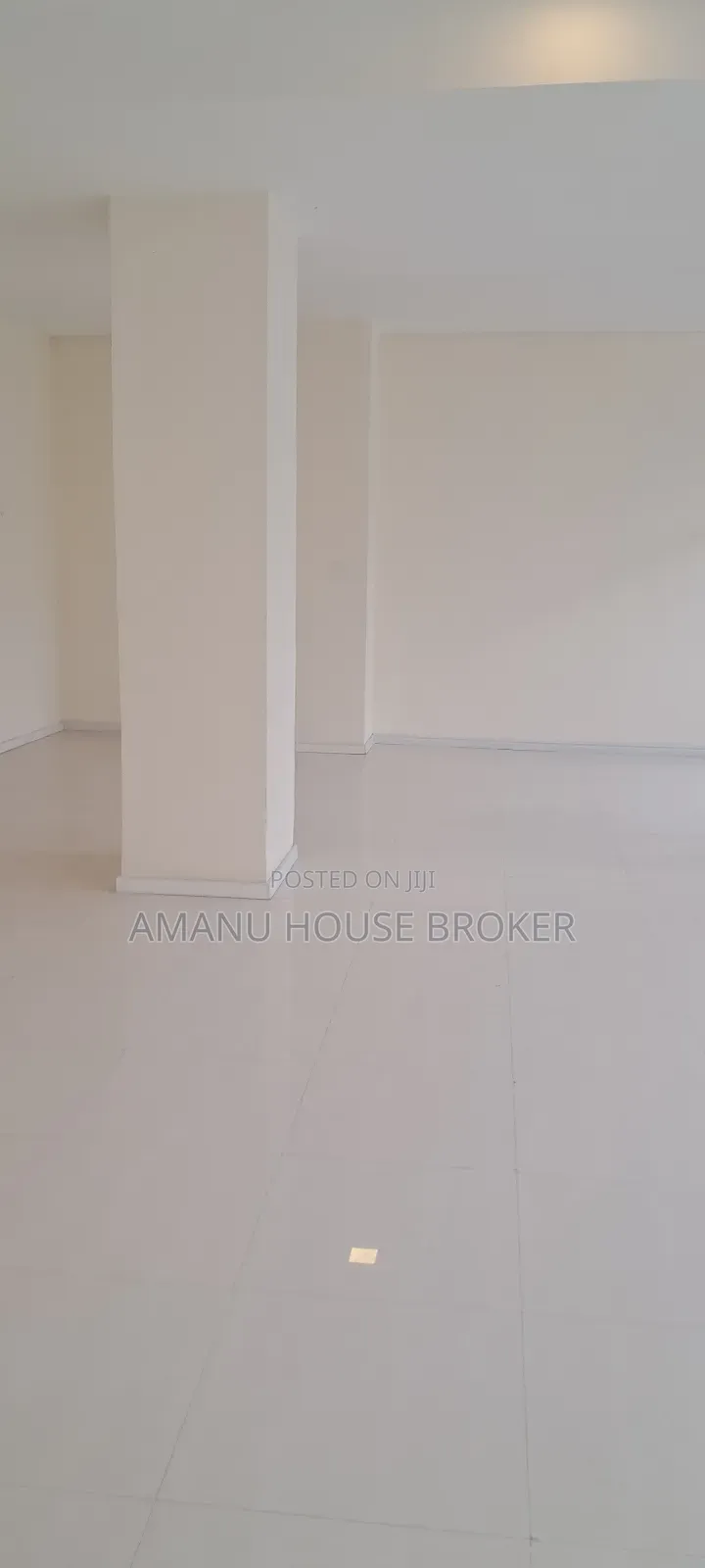 አስቸኳይ የሚሸጥ ለሱፐር ማርኬት እና ለቢሮ የሚሆን 102sqm ወሎ ሰፈር