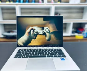 New Laptop HP EliteBook 840 10 16GB Intel Core I7 SSD 1T