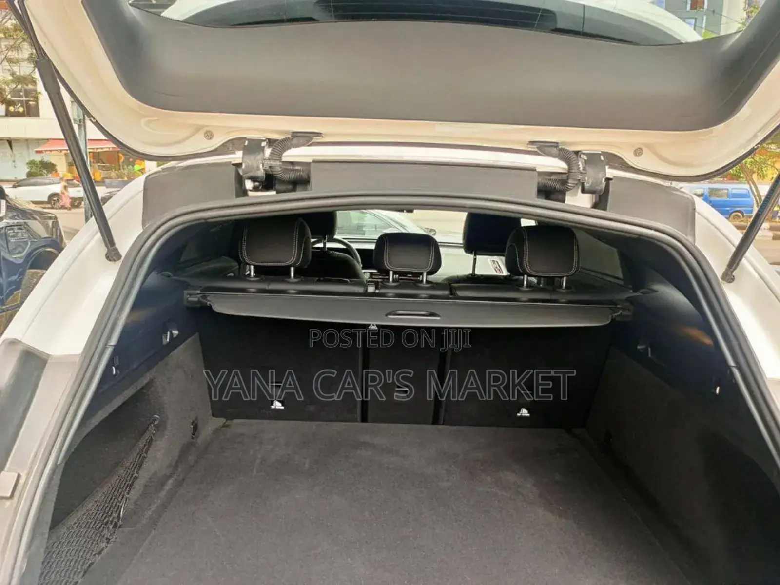 New Mercedes-Benz EQC EQC400 4MATIC 2023 Black