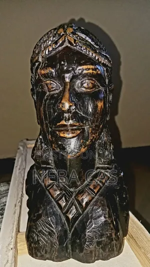 Photo - Beautiful Ethiopian Woman Sculpture