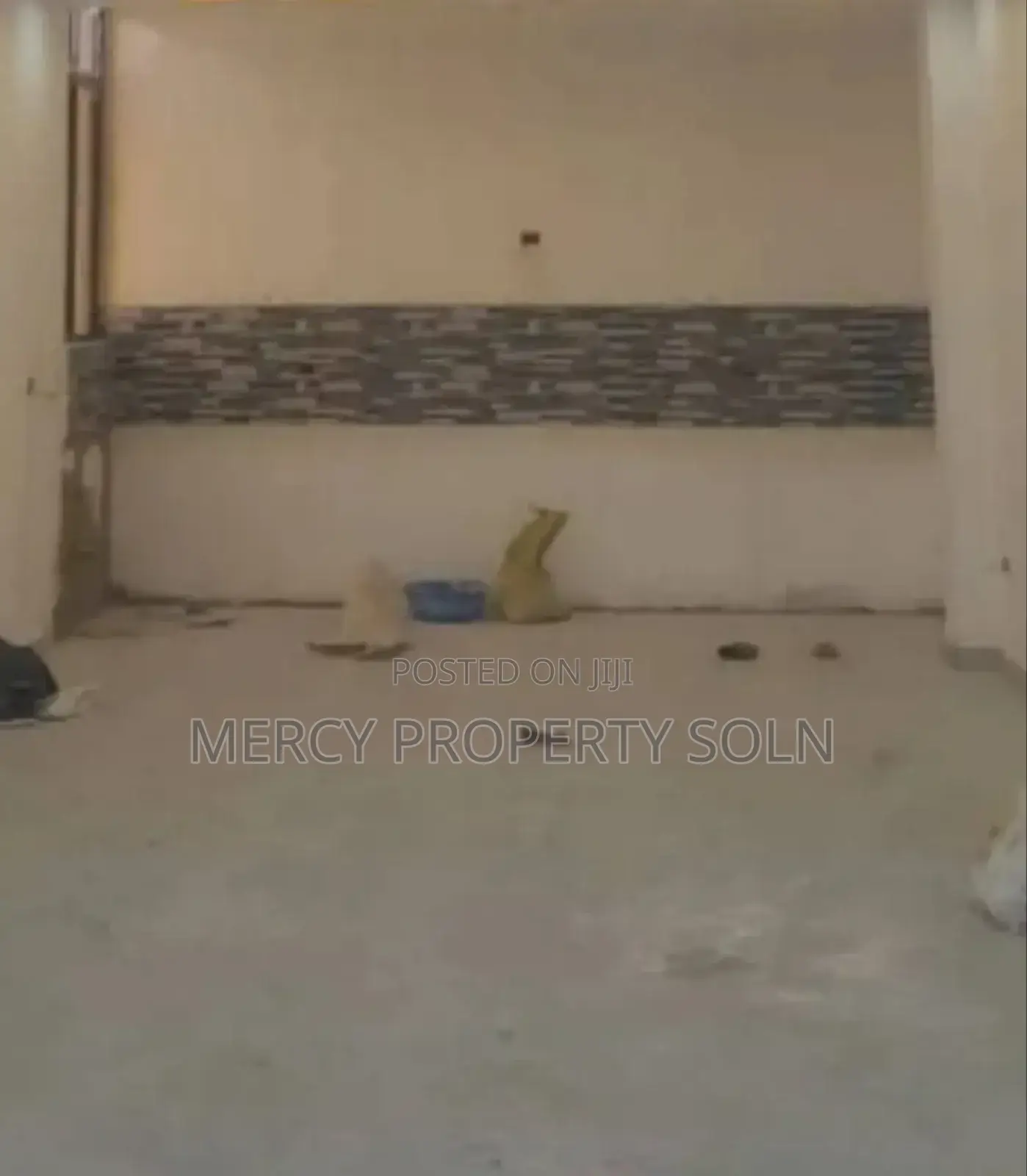 Warehouse For Rent In Aa