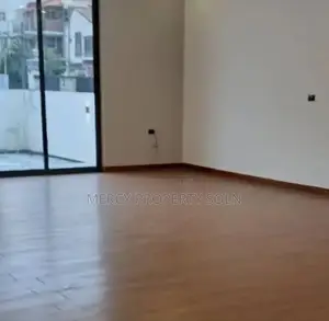 Warehouse For Rent In Aa