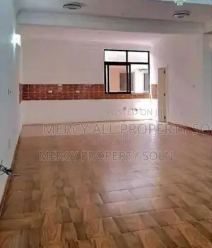 8bdrm House in Bole for sale