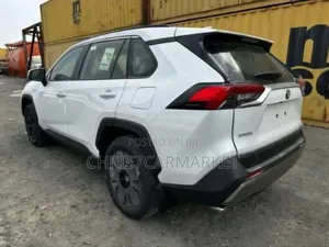 New Toyota RAV4 2024 White