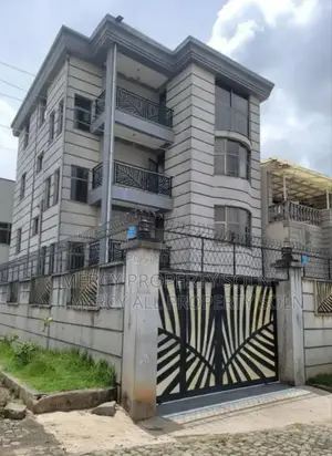 Photo - 8bdrm House in Bole for sale
