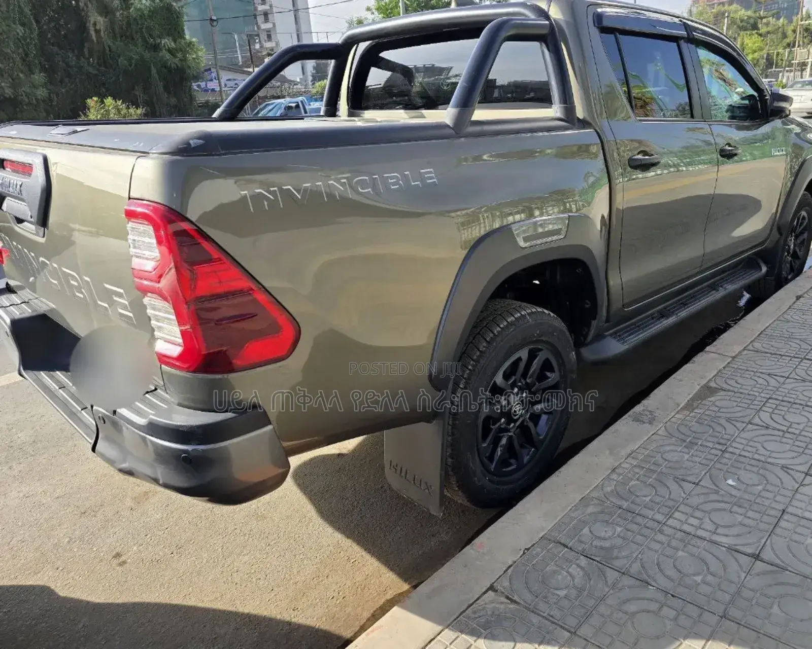 New Toyota Hilux 2023 Green