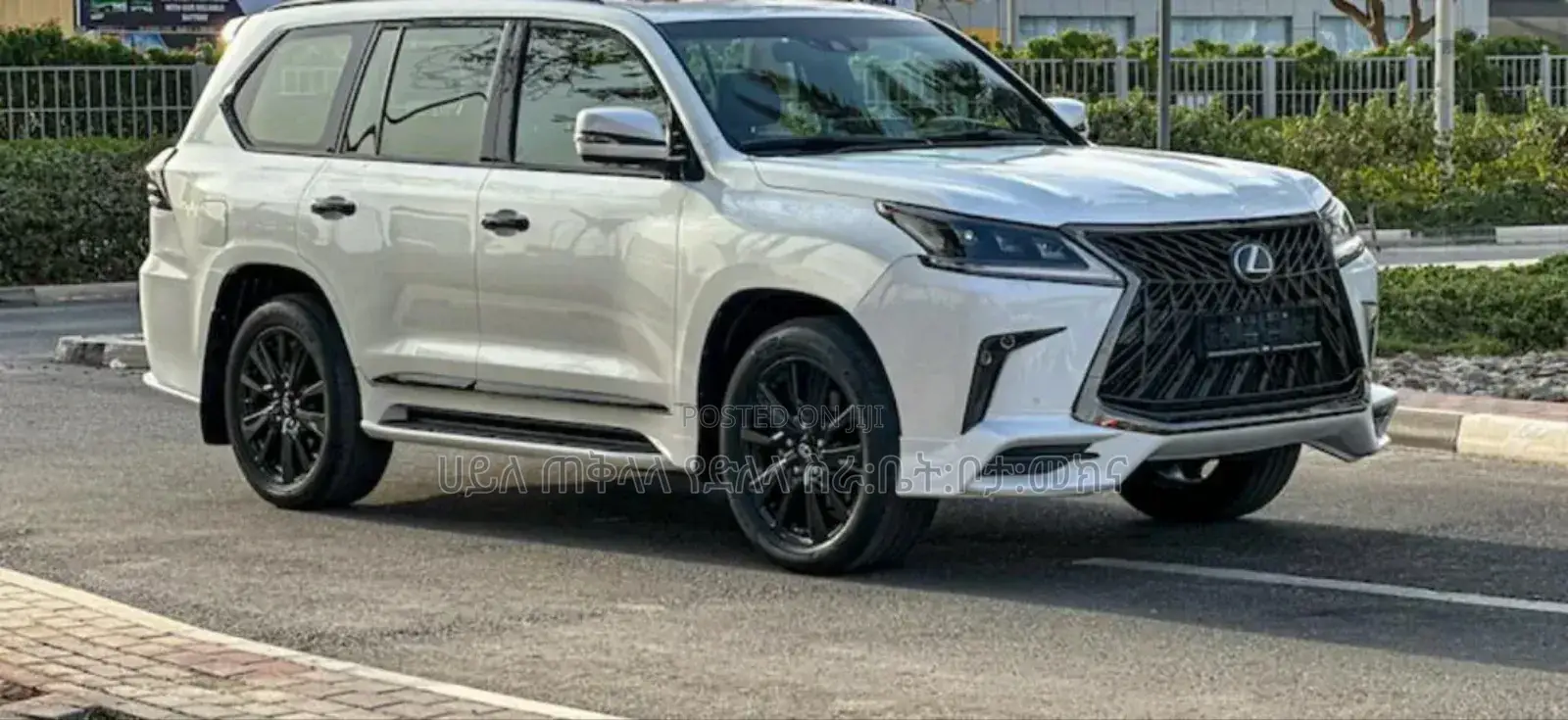 Lexus LX 2021 White