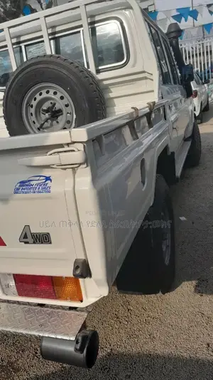 New Toyota Land Cruiser 2023 White