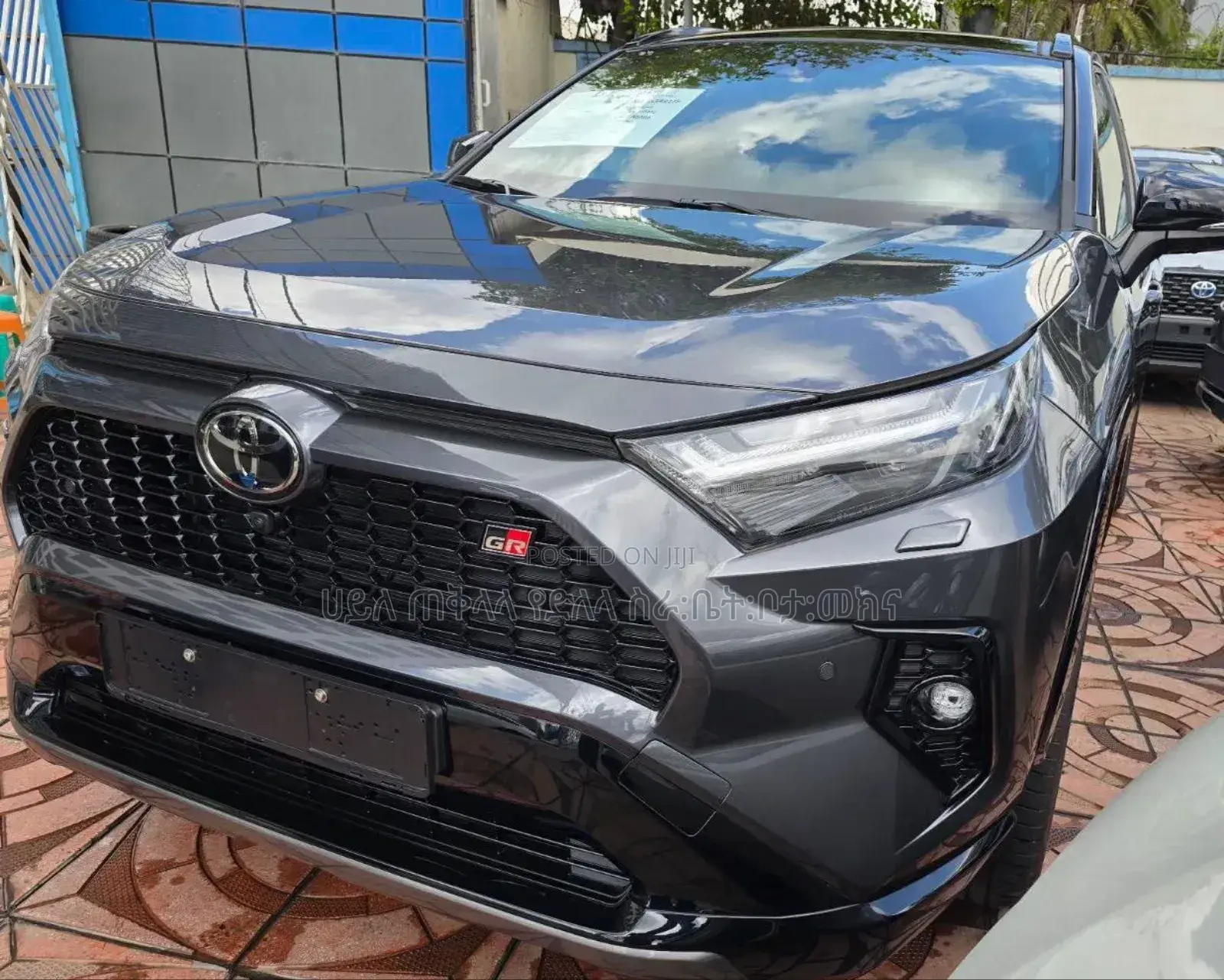 New Toyota RAV4 Hybrid 2024 Gray