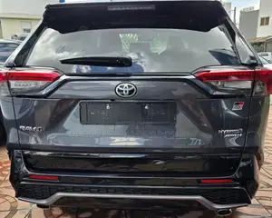 New Toyota RAV4 Hybrid 2024 Gray