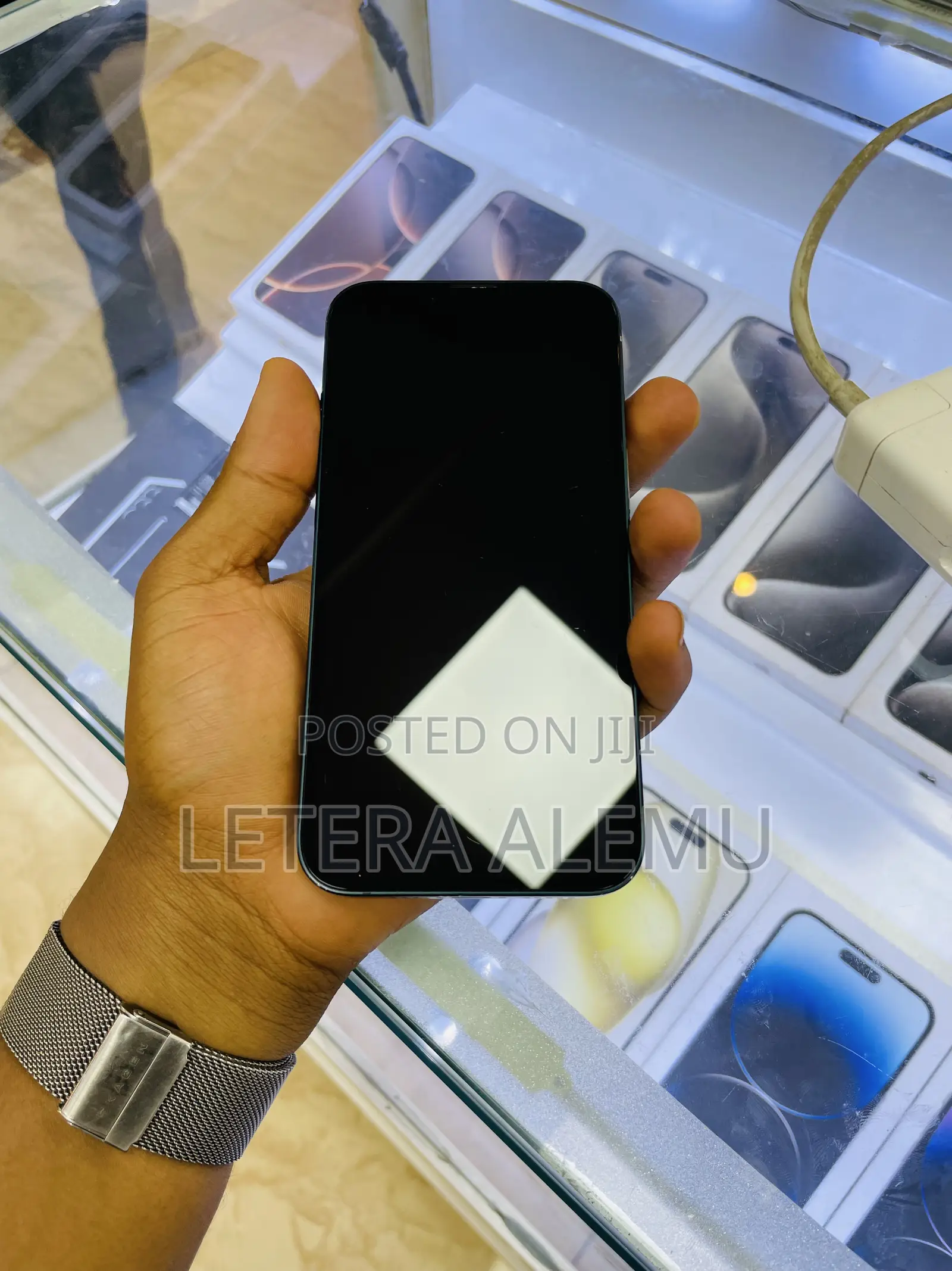 New Apple iPhone 13 128 GB Black