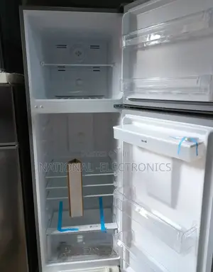Orbit Refrigerator 520