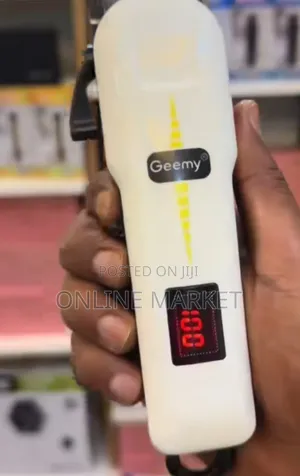 የፀጉር መቁረጫ/መብራት ጠፋ አልጠፋ ብሎ መጨነቅ ቀረ